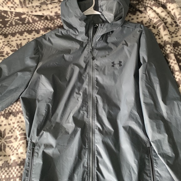 under-armor windbreaker - Picture 2 of 6